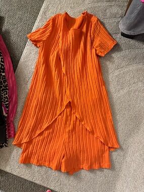 Bright Orange Pleated Short Sleeve Tunic with Matching Shorts